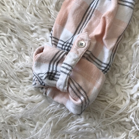 Calvin Klein Jeans Button Down - Picture 4 of 4